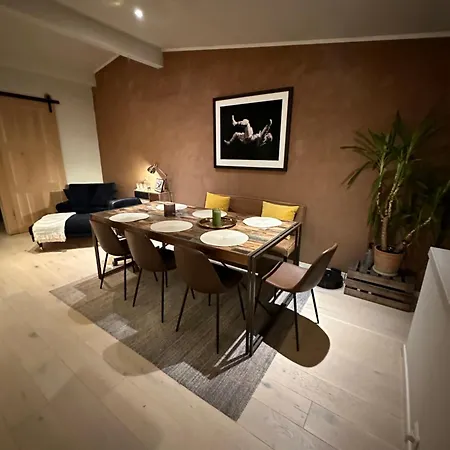 Апартаменты Penthouse In Oslo's Hippest District Gruenerlokka Осло